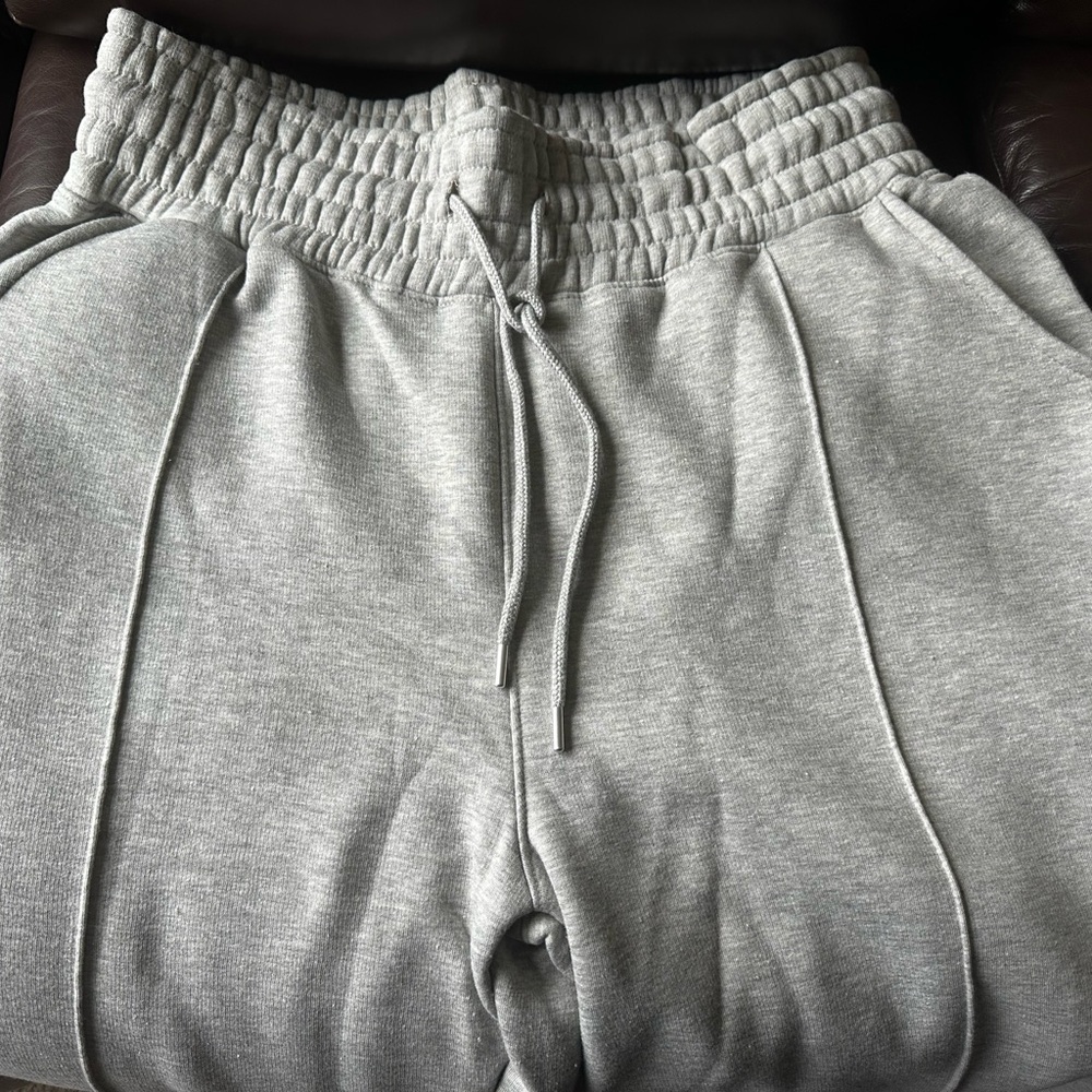 Daily Routine Fleece Pant Set - Picture 8 of 10
